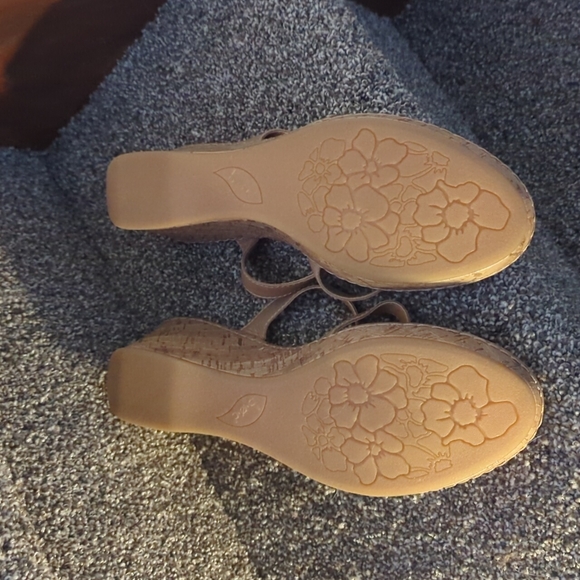 b.o.c sandals - Picture 5 of 7